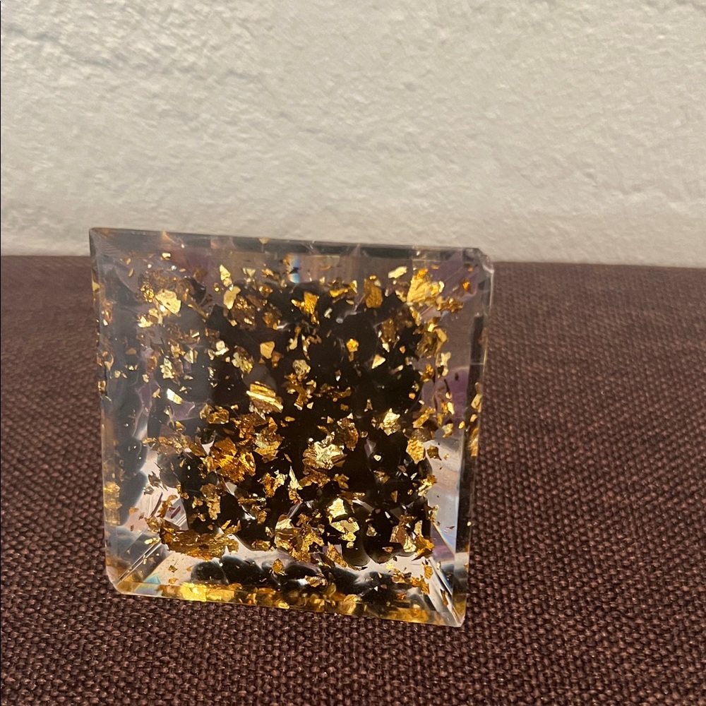 #1100**Orgone Pyramid with Cosmic Design and Gold Accents - Picture 5 of 14